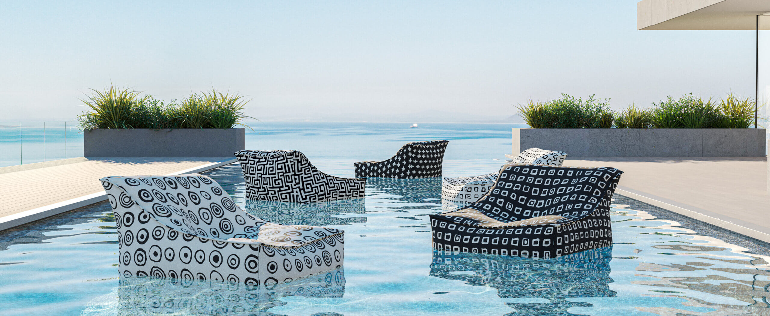 European Lounger gallery image 16