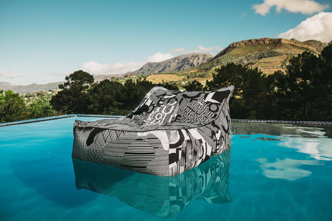 European Lounger gallery image 58